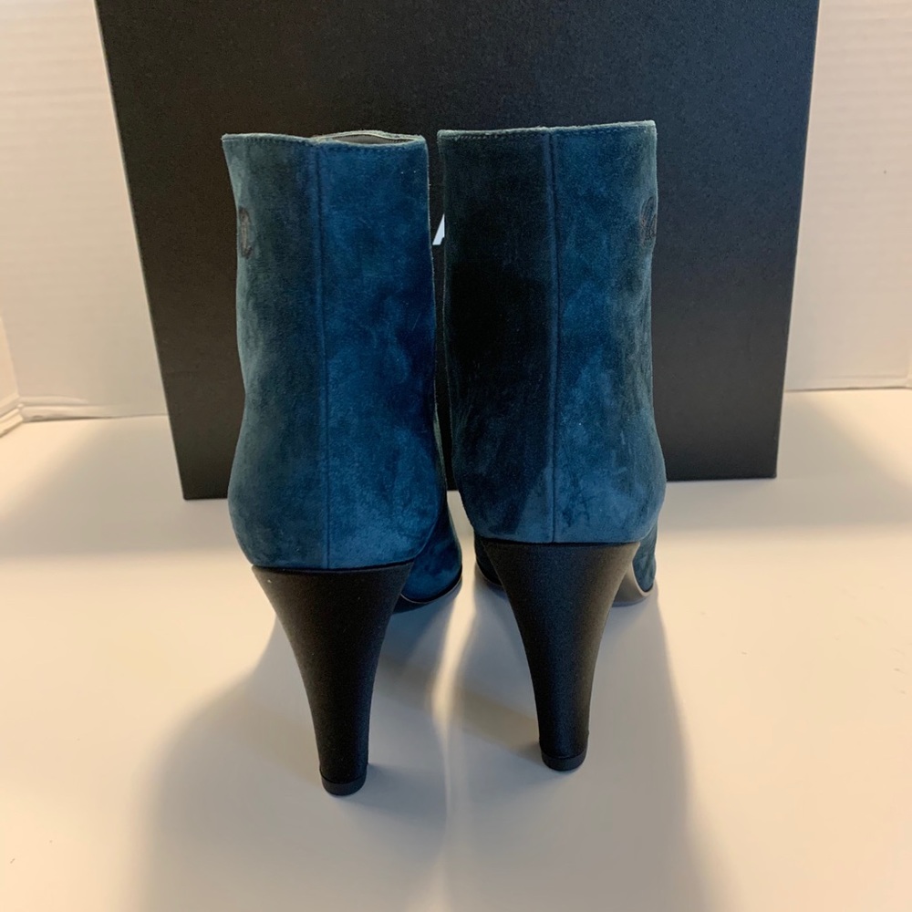 NWT Chanel Gabrielle Cap Toe Suede Short Boots - Picture 5 of 7